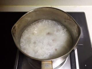 14、健脾养胃粥,继续小火煮10分钟