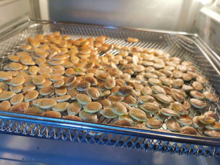 6、万圣节的南瓜派对,160度烤15分钟左右