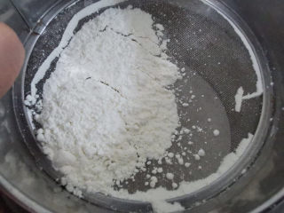 11、万圣节的南瓜派对,面粉过筛