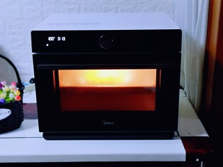 3、????高逼格馒头~一切OK表情包,鲜嫩纯正功能,100°蒸15分钟,结束后焖10分钟后取出!