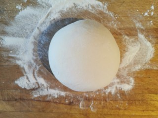 11、酱香饼家常做法,醒面半小时以上拿出来揉一下,再松弛十分钟