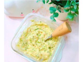 9、8+蔬菜土豆????条,搅拌均匀