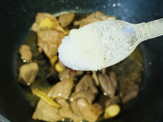 16、麻油猪肝,加少许盐