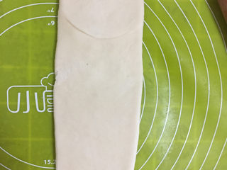 13、红豆酥,再次擀成牛舌状