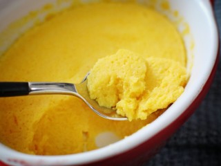 10、蛋黄南瓜蒸蛋,成品图