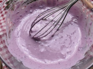 10、紫薯米糕（宝宝辅食）,搅拌至充分融合