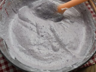 16、紫薯米糕（宝宝辅食）,同样是用翻拌的手法