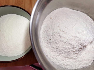 1、牛奶棒,高低筋面粉