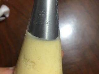 9、云顶曲奇饼干,装入裱花袋中