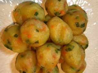 8、炸土豆丸子,土豆丸子做好了