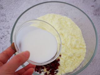 5、酸奶棒,加入酸奶