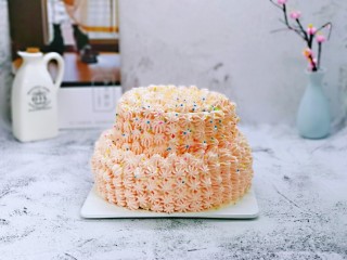 22、双层奶油蛋糕,自己做的健康呀，无色素，无防腐剂，无香精等。