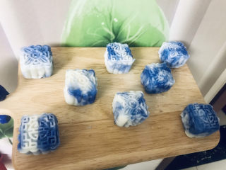 20、青花瓷奶黄冰皮月饼,那句话歌词在脑海里浮现