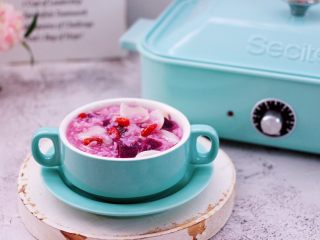 17、紫薯百合核桃糯米粥,再来一张美美哒。