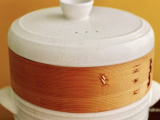 21、鳕鱼蛋卷（宝宝辅食）,盖上锅盖大火烧开后蒸10分钟就可以了