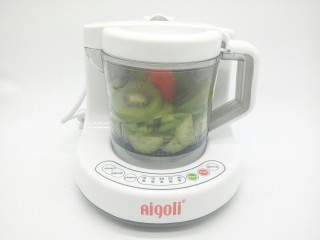 11、猕猴桃黄瓜汁,盖上盖子