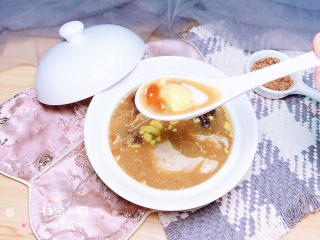 15、鸡蛋醪糟汤,切开鸡蛋，吃起来吧！