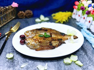 14、孜然烤鱼,美美的拍照。