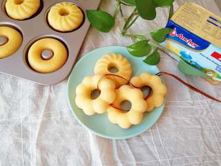 13、黄油小蛋糕,尝一个吧！再吃一个……