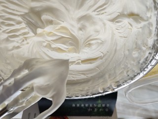 3、代餐粉也能吃出新花样,豆乳盒子,淡奶油打发