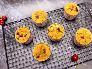 9、抹茶控必爱~纸杯抹茶蛋糕,好好吃