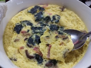 6、香肠、香菇、海苔蒸蛋,蒸好了，隔壁家小孩馋哭了????️