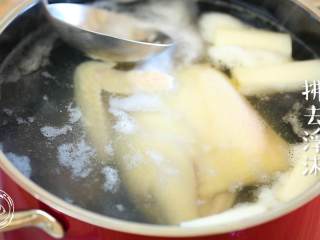 6、12m+葱油鸡（宝宝辅食）,拂去浮沫~