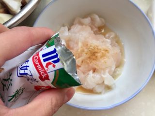 6、麻辣鲜香，嫩滑美味➕酸菜豆腐水煮鱼,加入少许生姜粉，