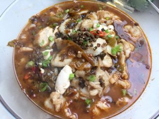 36、麻辣鲜香，嫩滑美味➕酸菜豆腐水煮鱼,放上少许青花椒，青花椒没有红花椒那么麻，不过更香