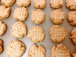 14、茶点——花生小酥饼,出炉