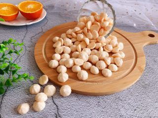 11、香橙溶豆,成品