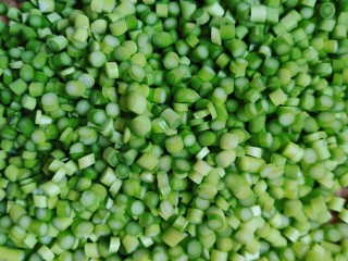 2、肉沫蒜薹,全部设成这样哦！