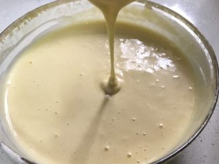 12、肉松海苔蛋糕卷(详细版),均匀后的样子。