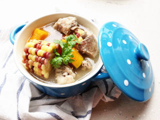 13、排骨煲,冬天更适合煲汤啊！