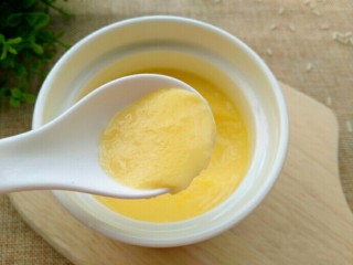 12、奶香大米布丁,成品～浓浓的奶香和大米独有的香味融合，非常嫩滑！