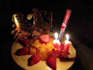 15、免烤箱零失败 芒果慕斯蛋糕,买些小插件和蜡烛装饰