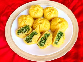 26、黄金菜团子,这款菜团子粗细粮搭配，再加上嫩绿的小白菜和补钙效果极佳的小海米和干虾仁，营养丰富，非常诱人~