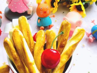 15、苹果磨牙棒,特别适合磨牙期的宝宝哦