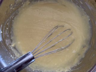 12、入口即化日式轻乳酪蛋糕,搅拌