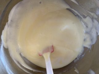 19、入口即化日式轻乳酪蛋糕,翻拌