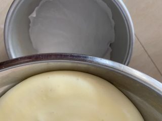 20、入口即化日式轻乳酪蛋糕,入模具