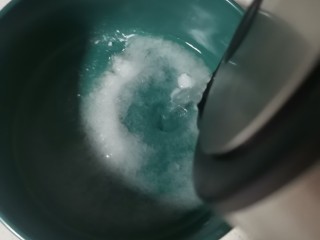 4、猫耳朵,还是用温水化开