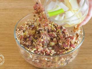 13、12m+彩色饺子（宝宝辅食）,放入葱姜水~