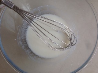 2、脏脏蛋糕卷,水和玉米油，乳化好