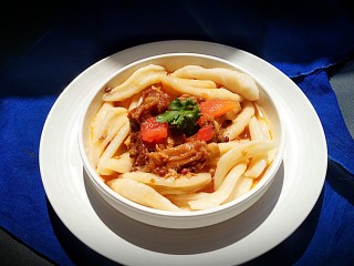 22、红烧羊排烩剪刀面,爽滑入味的剪刀面，用羊汤泡一会，会更好吃。