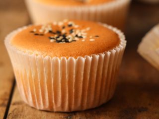 20、纸杯戚风蛋糕,成品图