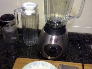 2、良“药”苦口,如图