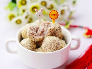 13、奶香芋泥芝麻球,来一口～