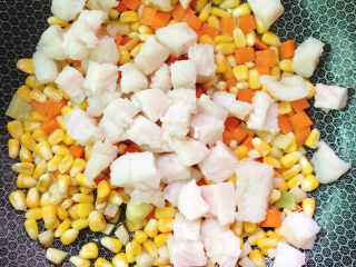 15、五彩龙利鱼,放入龙利鱼