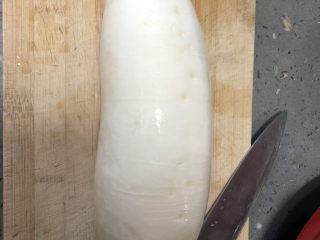 11、清汤牛肉面,萝卜洗净